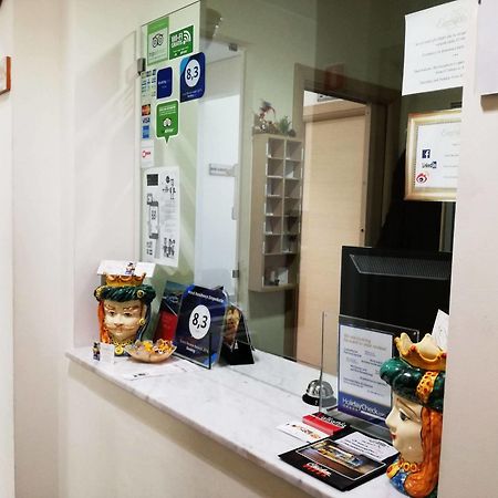 Hotel Residence Empedocle Месина Екстериор снимка