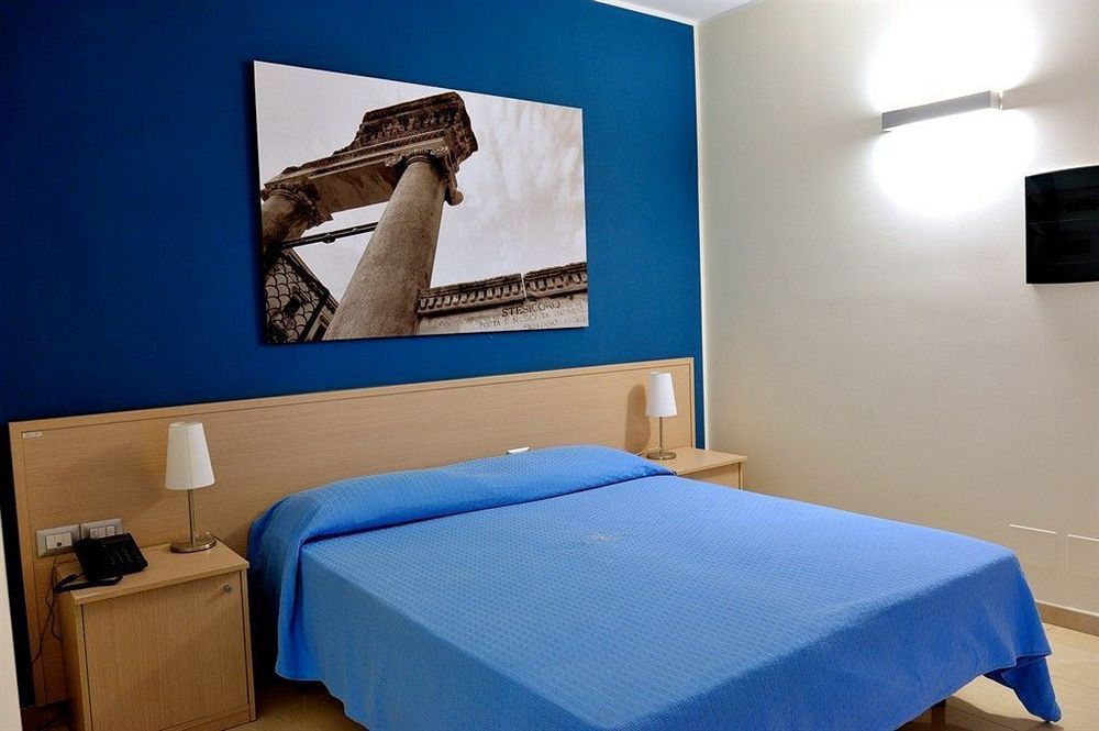 Hotel Residence Empedocle Месина Екстериор снимка