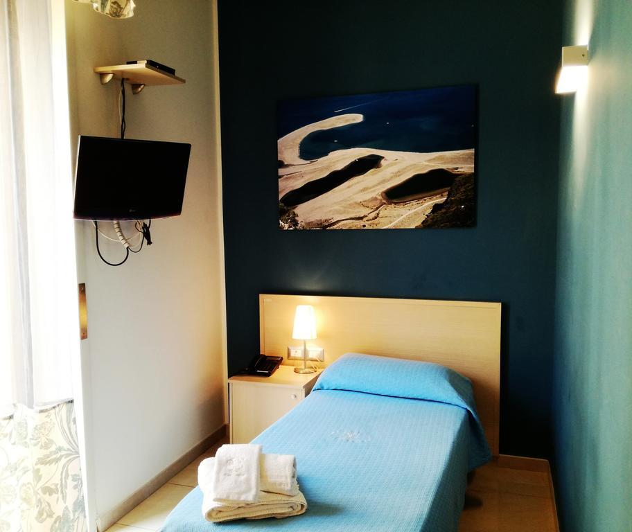 Hotel Residence Empedocle Месина Екстериор снимка