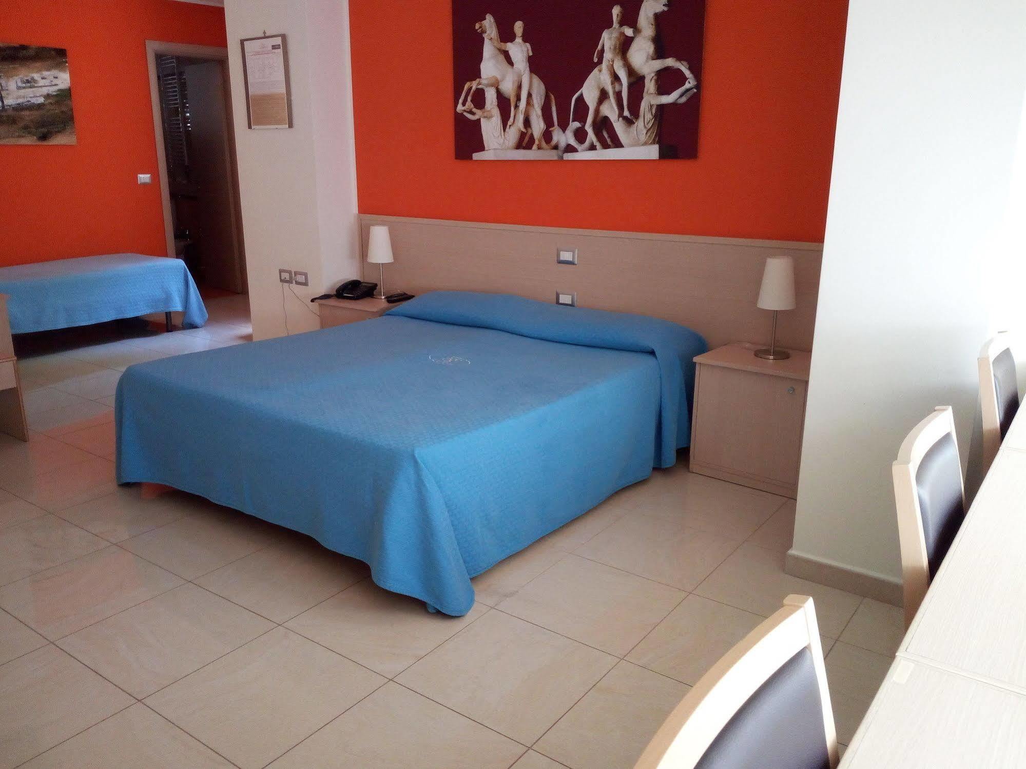 Hotel Residence Empedocle Месина Екстериор снимка