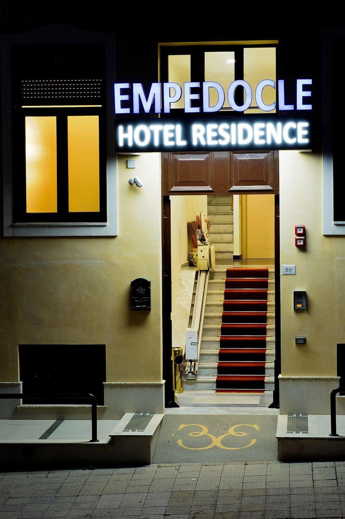 Hotel Residence Empedocle Месина Екстериор снимка